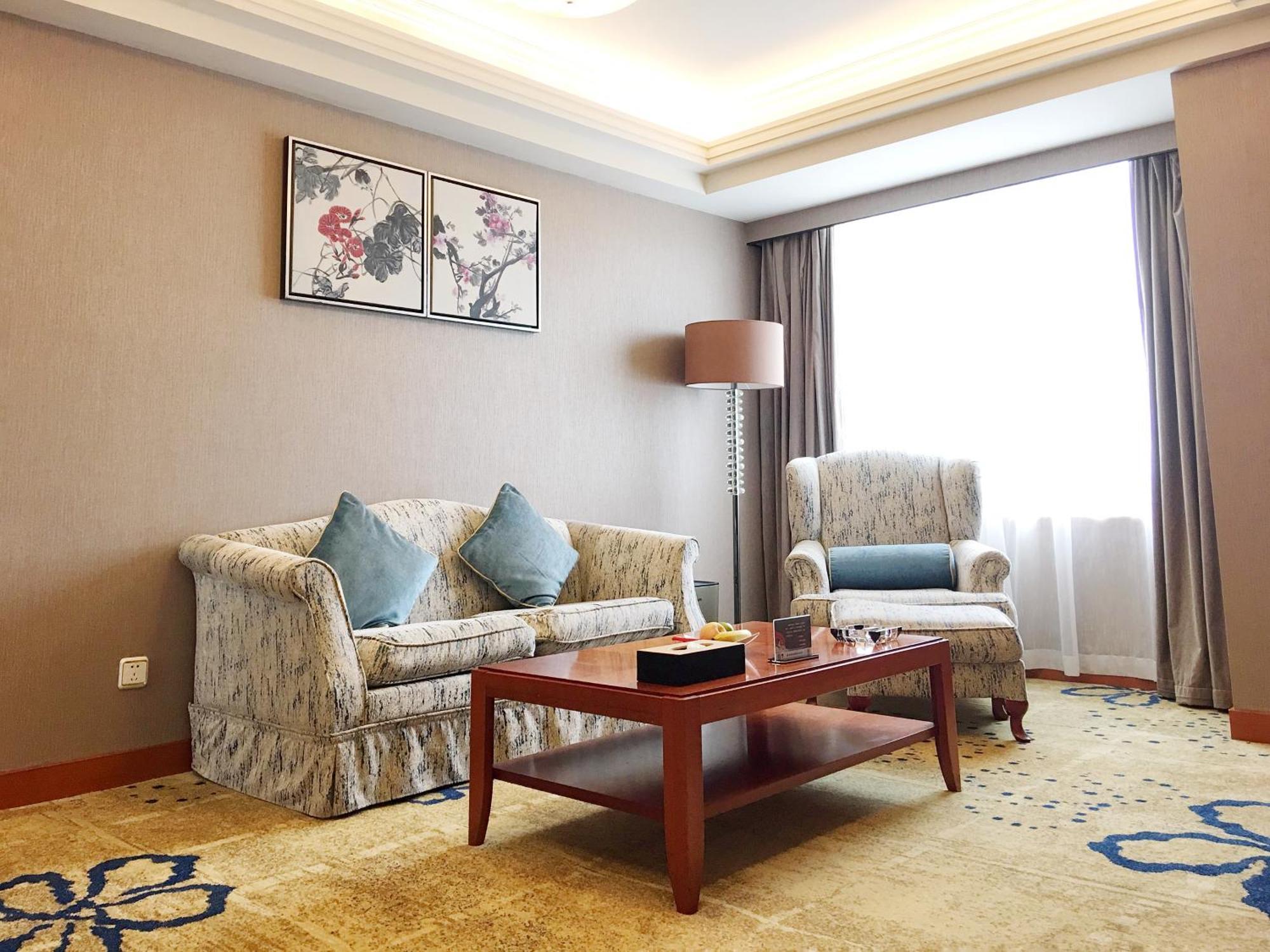 Ramada Plaza Tianlu Hotel Wuhan Zewnętrze zdjęcie