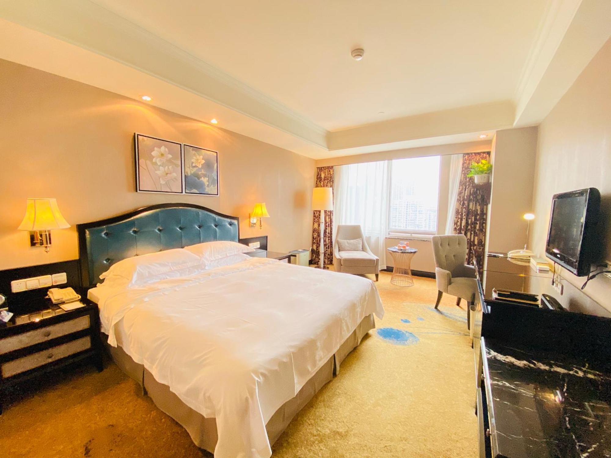 Ramada Plaza Tianlu Hotel Wuhan Zewnętrze zdjęcie