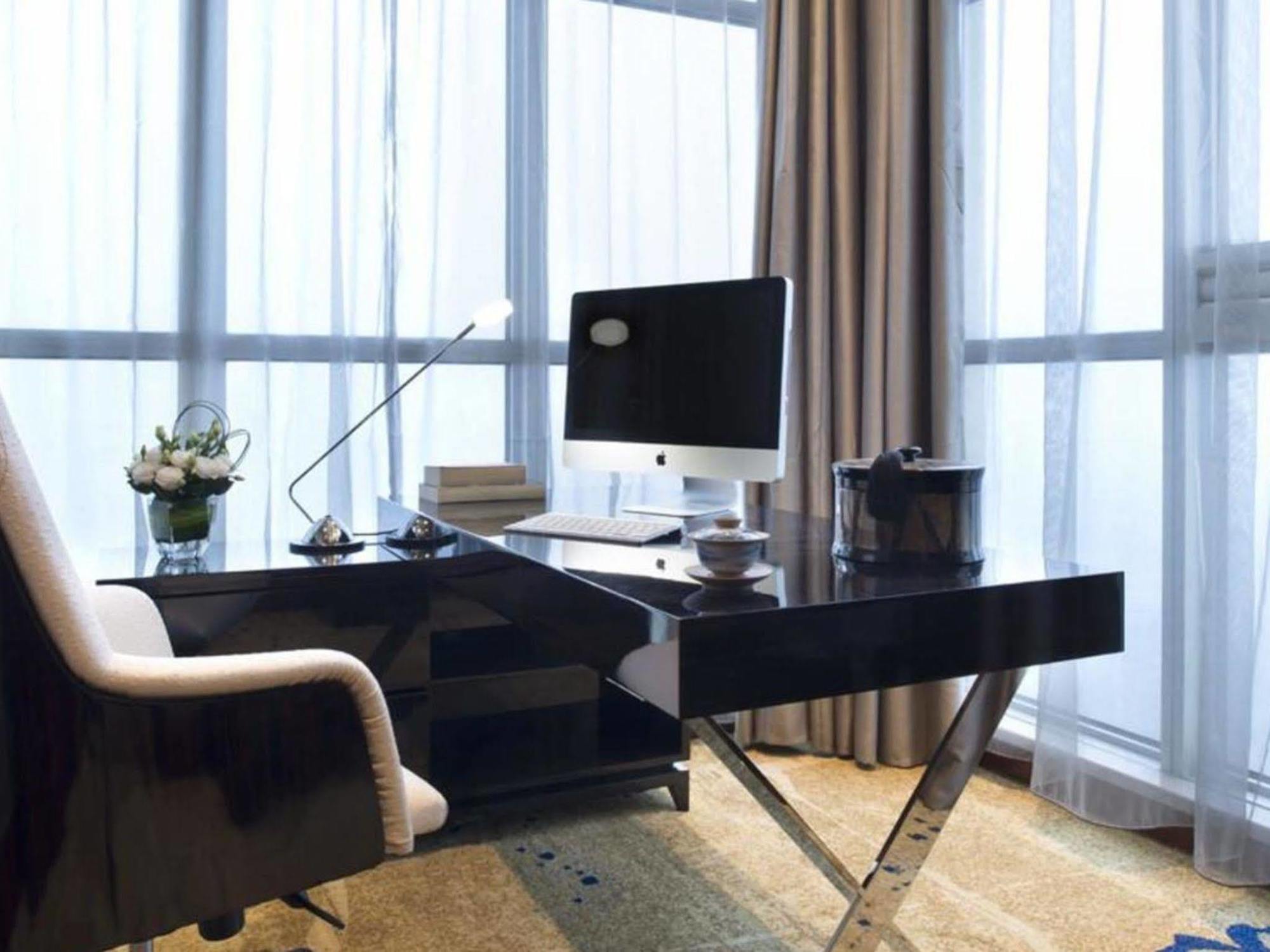 Ramada Plaza Tianlu Hotel Wuhan Zewnętrze zdjęcie
